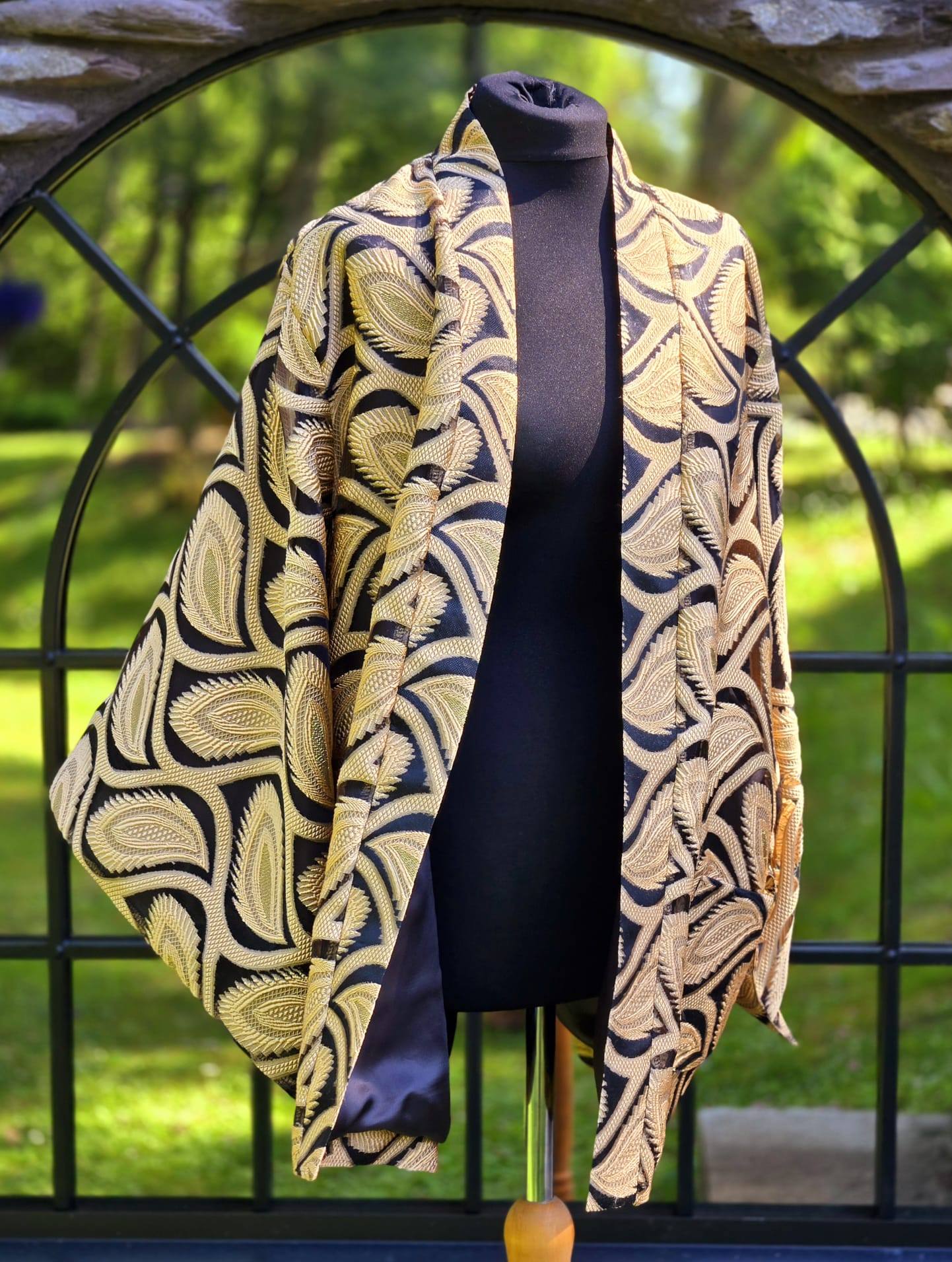 573925600 807286865235784 6834855024918465673 N